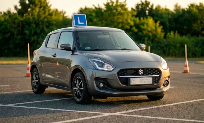 suzuki swift сірий 2022